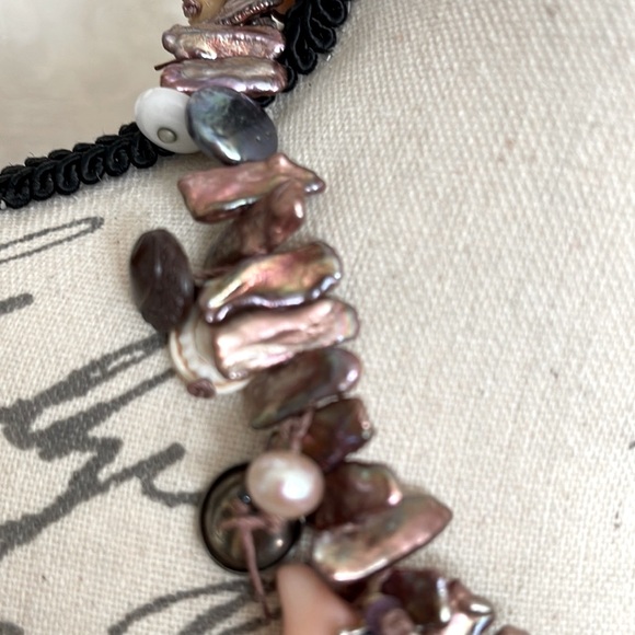 this necklace just so beautiful I can’t believe how much imagination and talent - Picture 6 of 17